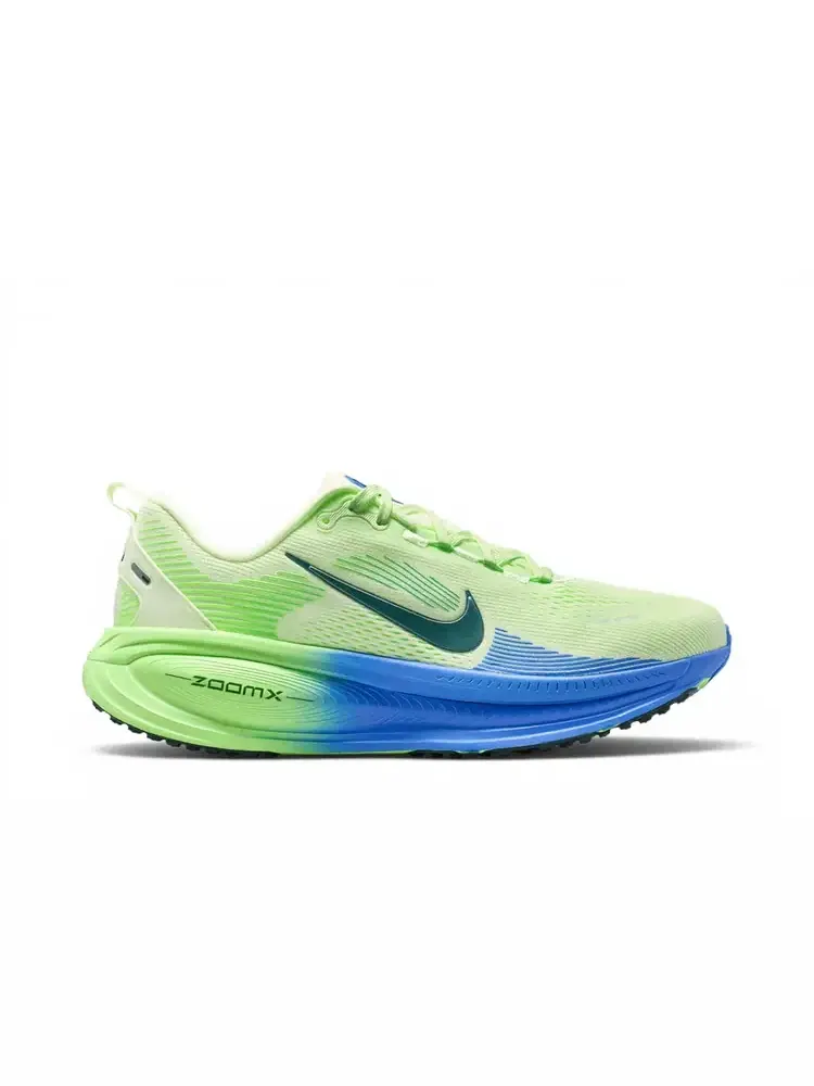 Кроссовки Nike Vomero 18 — изображение 1 из 1, белый
