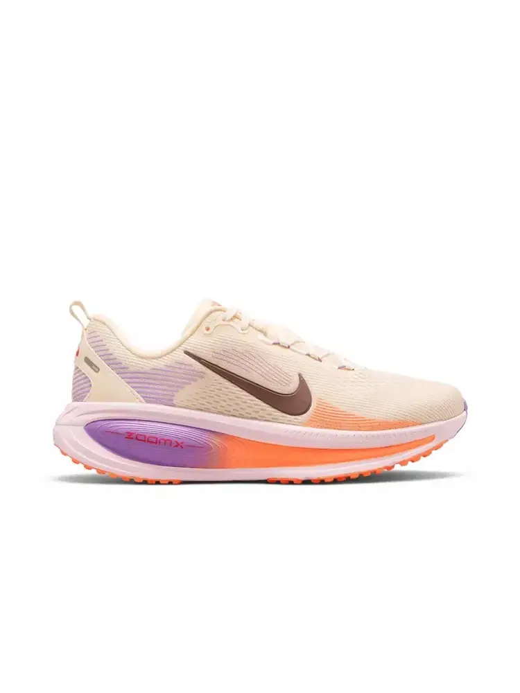 Кроссовки Nike Wmns Vomero 18 Road — изображение 1 из 1, розовый яркий фиолетовый