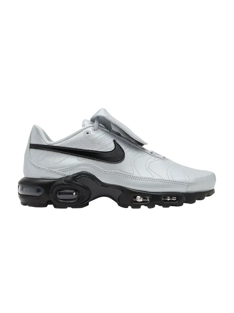 Кроссовки Nike Air Max Plus Tiempo — изображение 1 из 1, серый