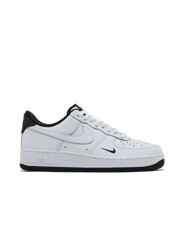 Кроссовки Nike Air Force 1 '07 LV8 'Mini Swoosh Pack - White Smoke Grey' — изображение 2 из 9, белый