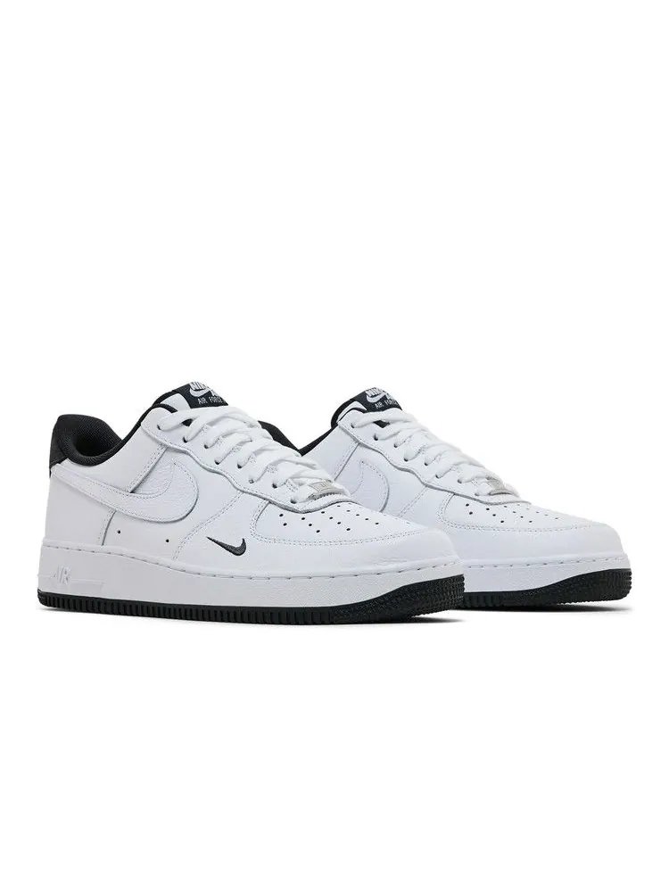 Кроссовки Nike Air Force 1 '07 LV8 'Mini Swoosh Pack - White Smoke Grey' — изображение 9 из 9, белый