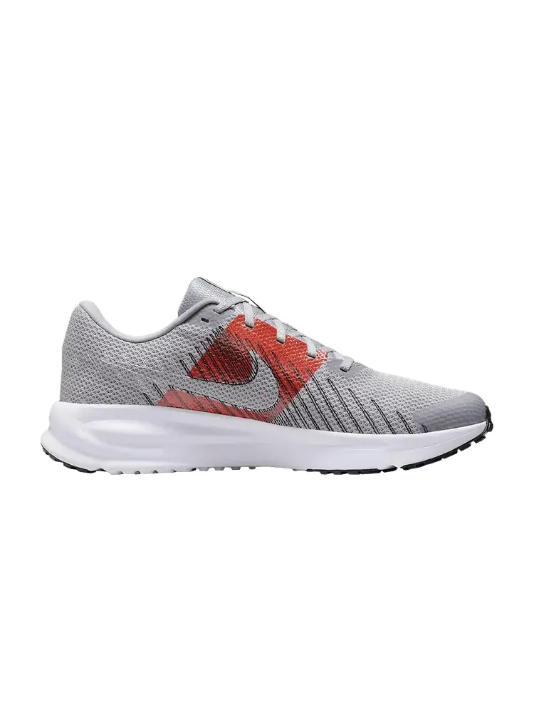 Кроссовки Nike Run Defy 'Wolf Grey Bright Crimson' — изображение 1 из 1, серый