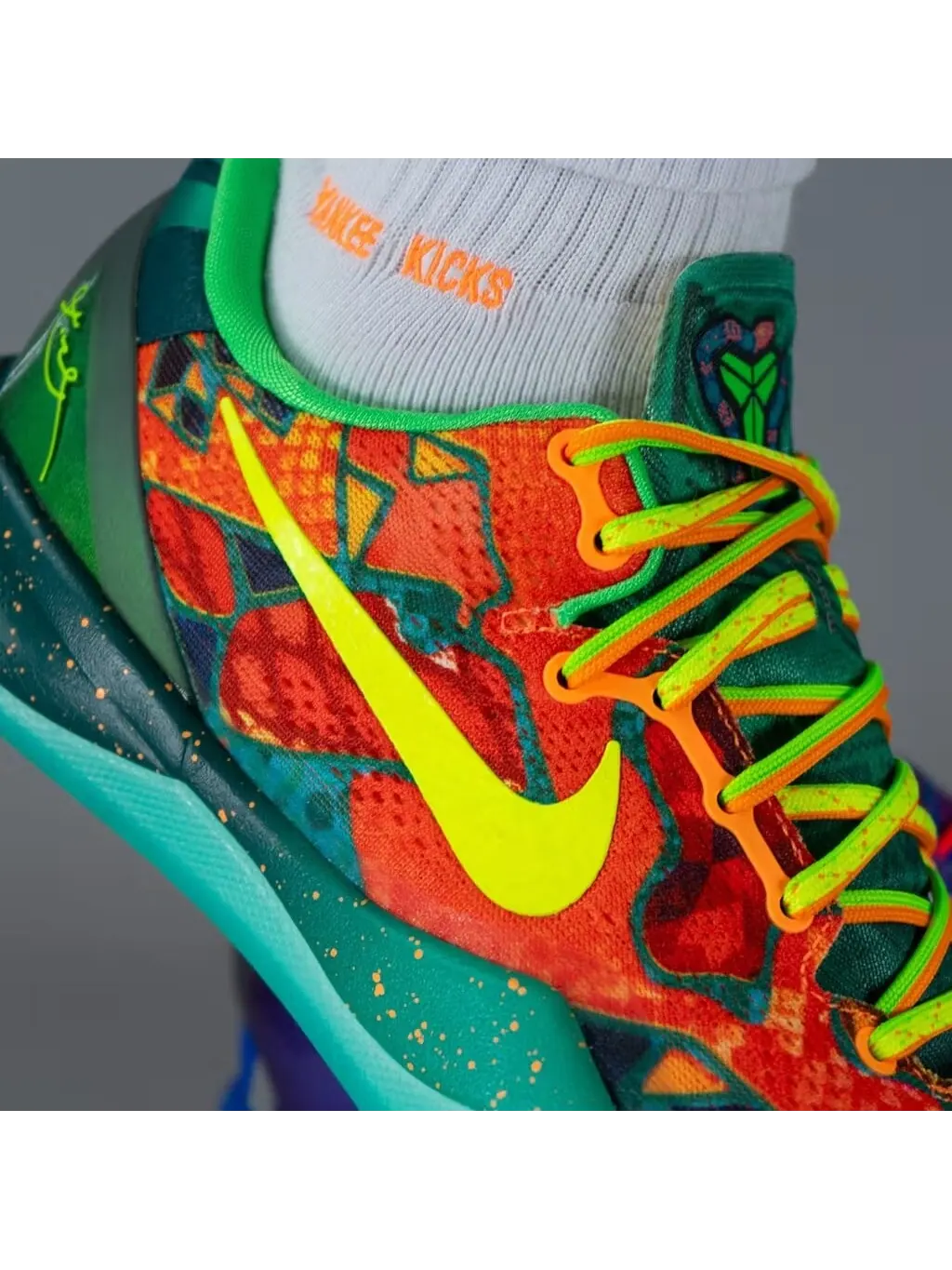 Баскетбольные кроссовки Nike Kobe 8 Protro 'What The Kobe' 2025 — изображение 17 из 30, синий/оранжевый