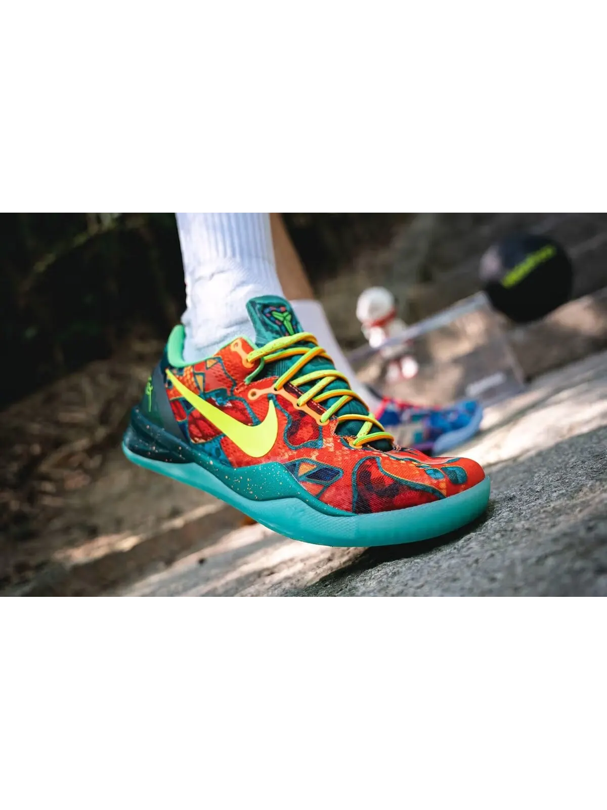 Баскетбольные кроссовки Nike Kobe 8 Protro 'What The Kobe' 2025 — 25