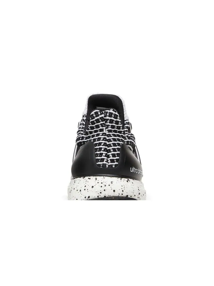 Кроссовки UltraBoost 5.0 DNA 'White Black' — изображение 7 из 8, белый черный