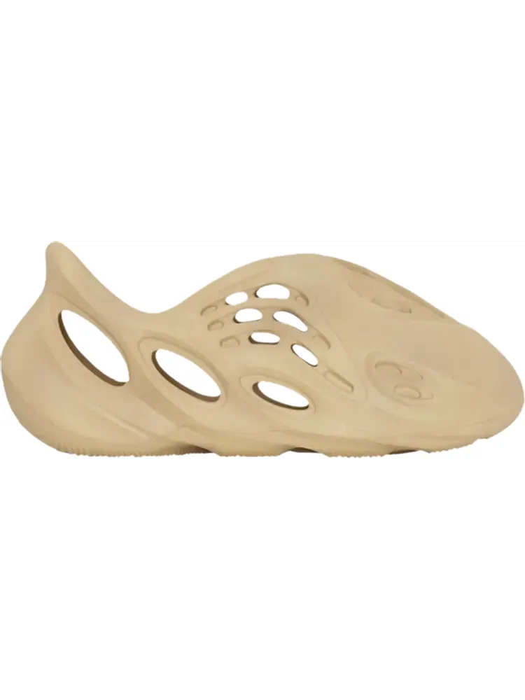 Кроссовки Adidas Yeezy Foam Runner Kids 'Desert Sand' — изображение 1 из 1, коричневый