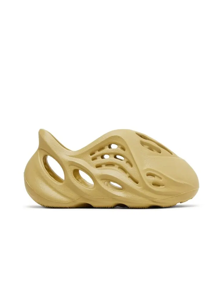 Кроссовки Adidas Yeezy Foam Runner Infants — изображение 1 из 4, желтый