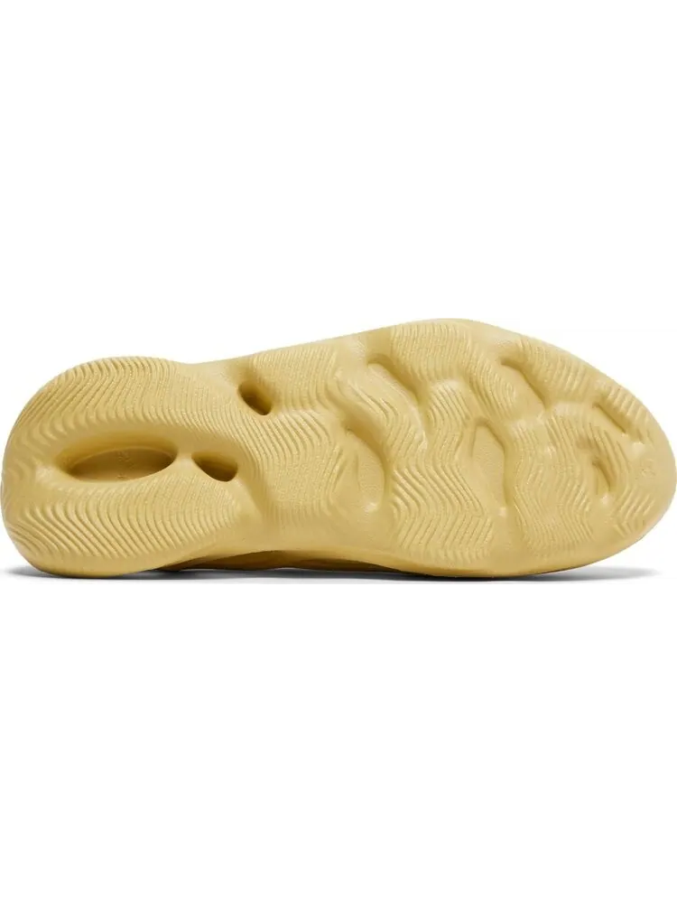 Кроссовки Adidas Yeezy Foam Runner Kids 'Sulfur' — изображение 4 из 8, желтый