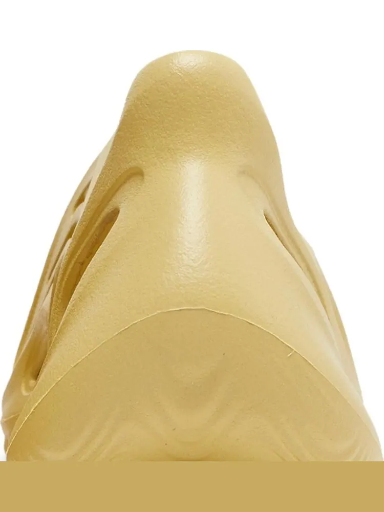 Кроссовки Adidas Yeezy Foam Runner Kids 'Sulfur' — изображение 7 из 8, желтый