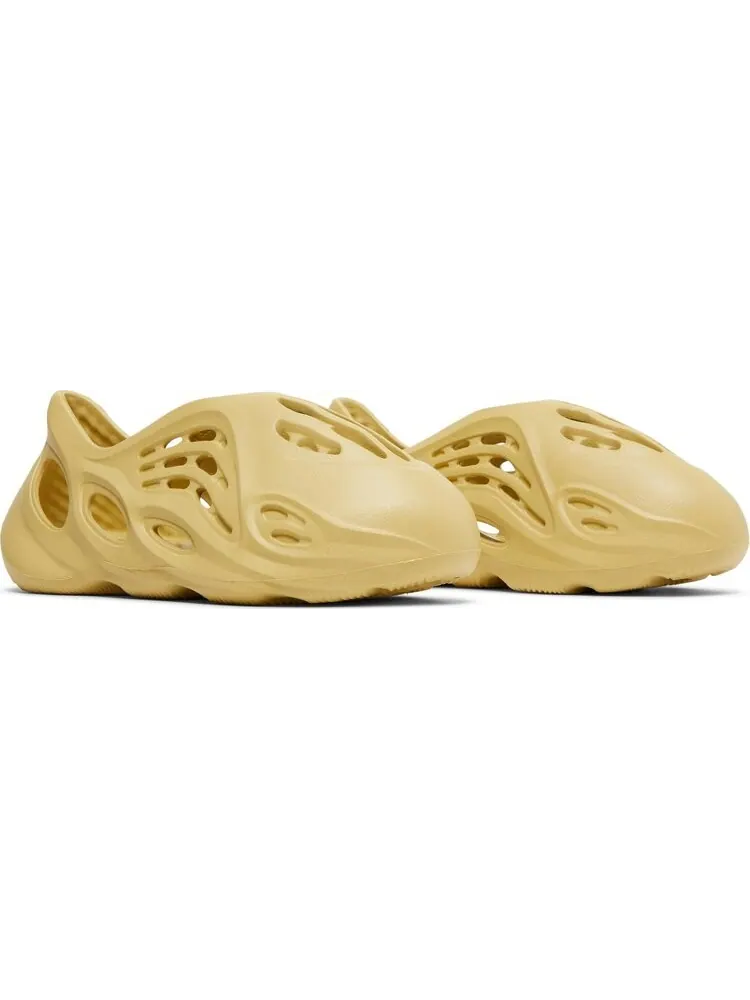 Кроссовки Adidas Yeezy Foam Runner Kids 'Sulfur' — изображение 8 из 8, желтый