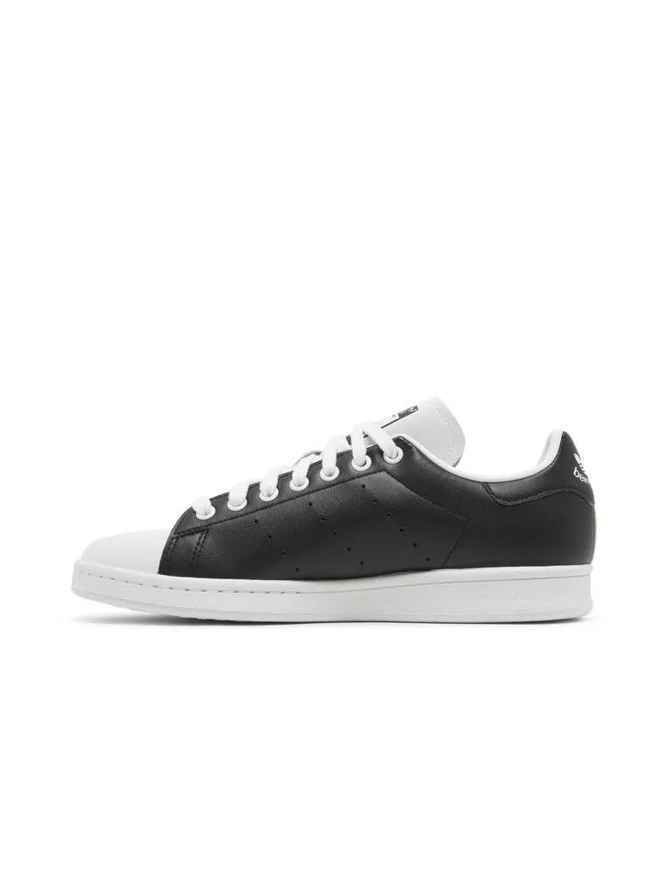 Кроссовки adidas Disney x Stan Smith 'Cruella' — изображение 4 из 9, белый/черный/белый