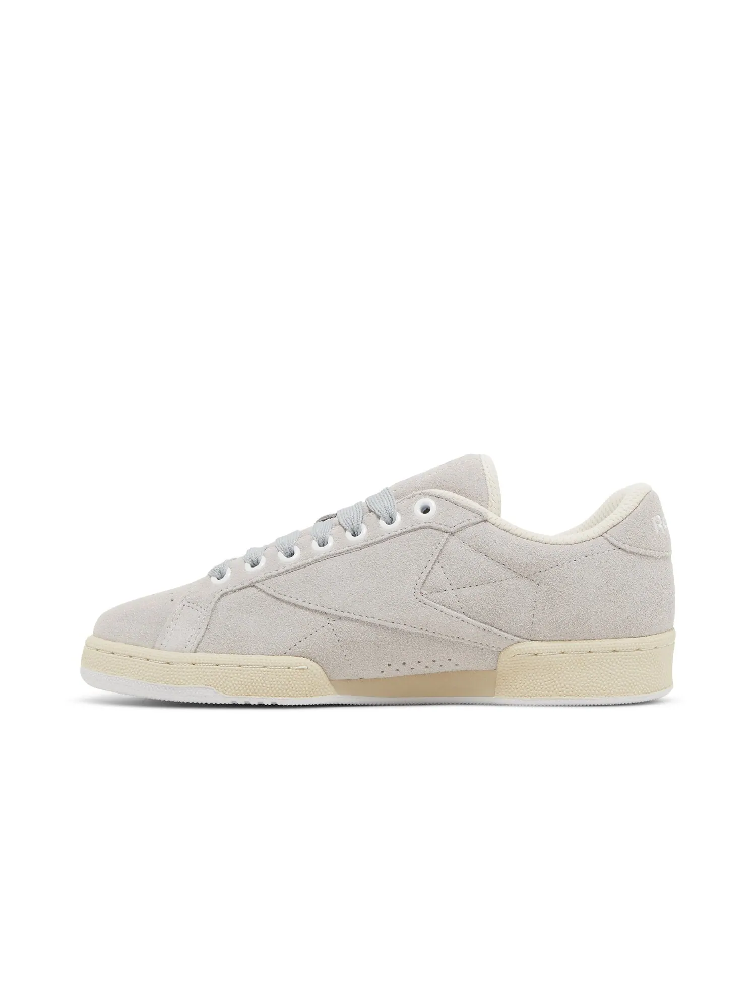 Кроссовки Sneeze x Club C Grounds Reebok — изображение 3 из 8, серый//белый