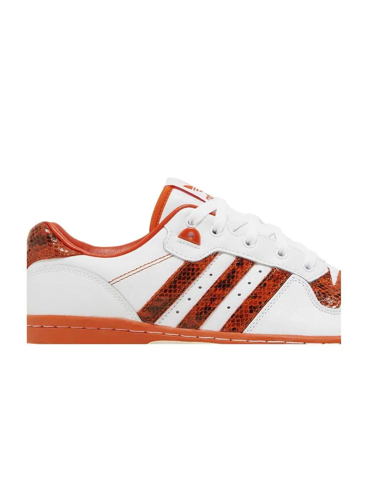 Кроссовки adidas Rivalry Low 'Orange Snakeskin' — изображение 3 из 9, белый/оранжевый/белый