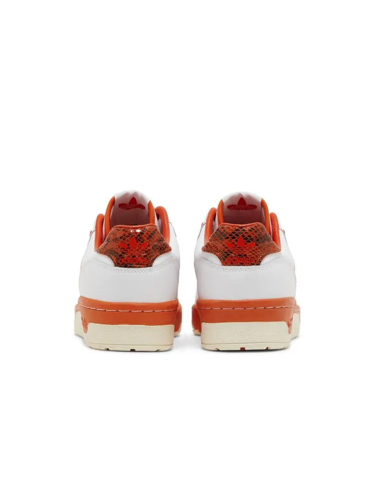 Кроссовки adidas Rivalry Low 'Orange Snakeskin' — изображение 7 из 9, белый/оранжевый/белый