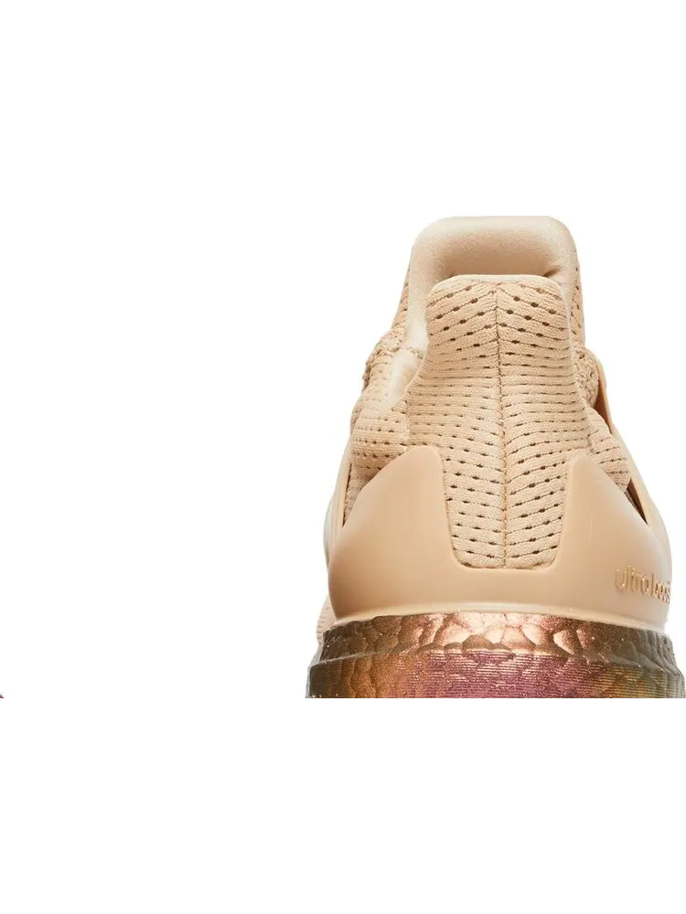 Кроссовки Adidas UltraBoost 1.0 DNA 'Magic Beige' — изображение 7 из 8, загар