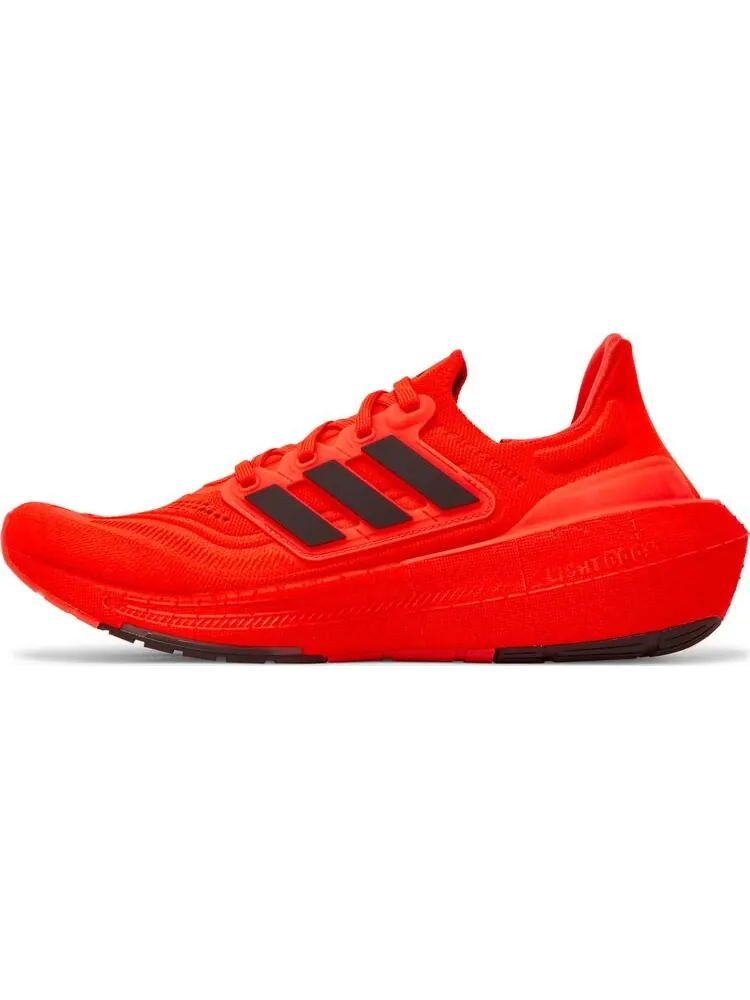 Кроссовки UltraBoost Light 'Solar Red' — изображение 3 из 4, красный