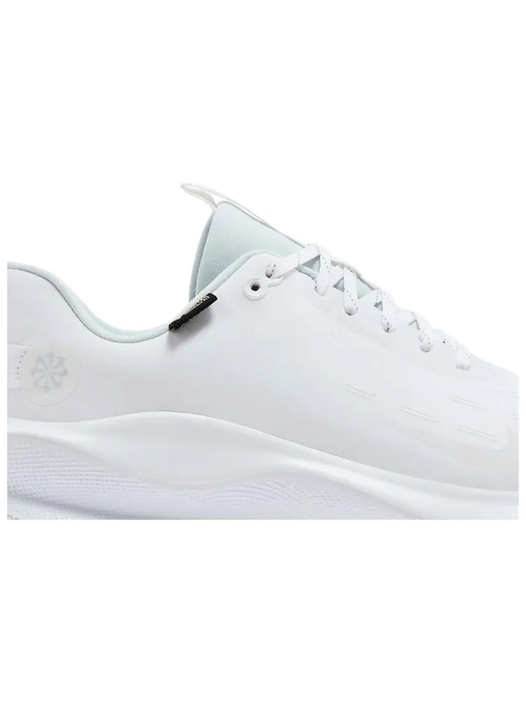 Кроссовки Nike ReactX Infinity Run 4 GORE-TEX 'Pure Platinum' — изображение 2 из 8, белый