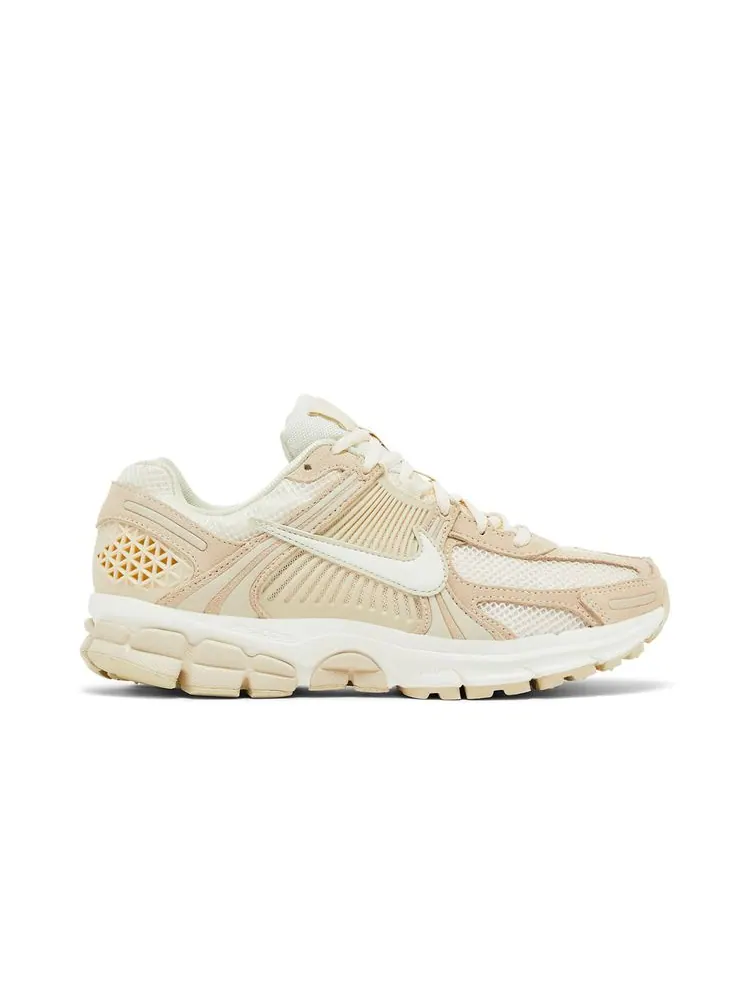 Кроссовки Nike Wmns Air Zoom Vomero 5 'Beach' — изображение 1 из 4, пляжный