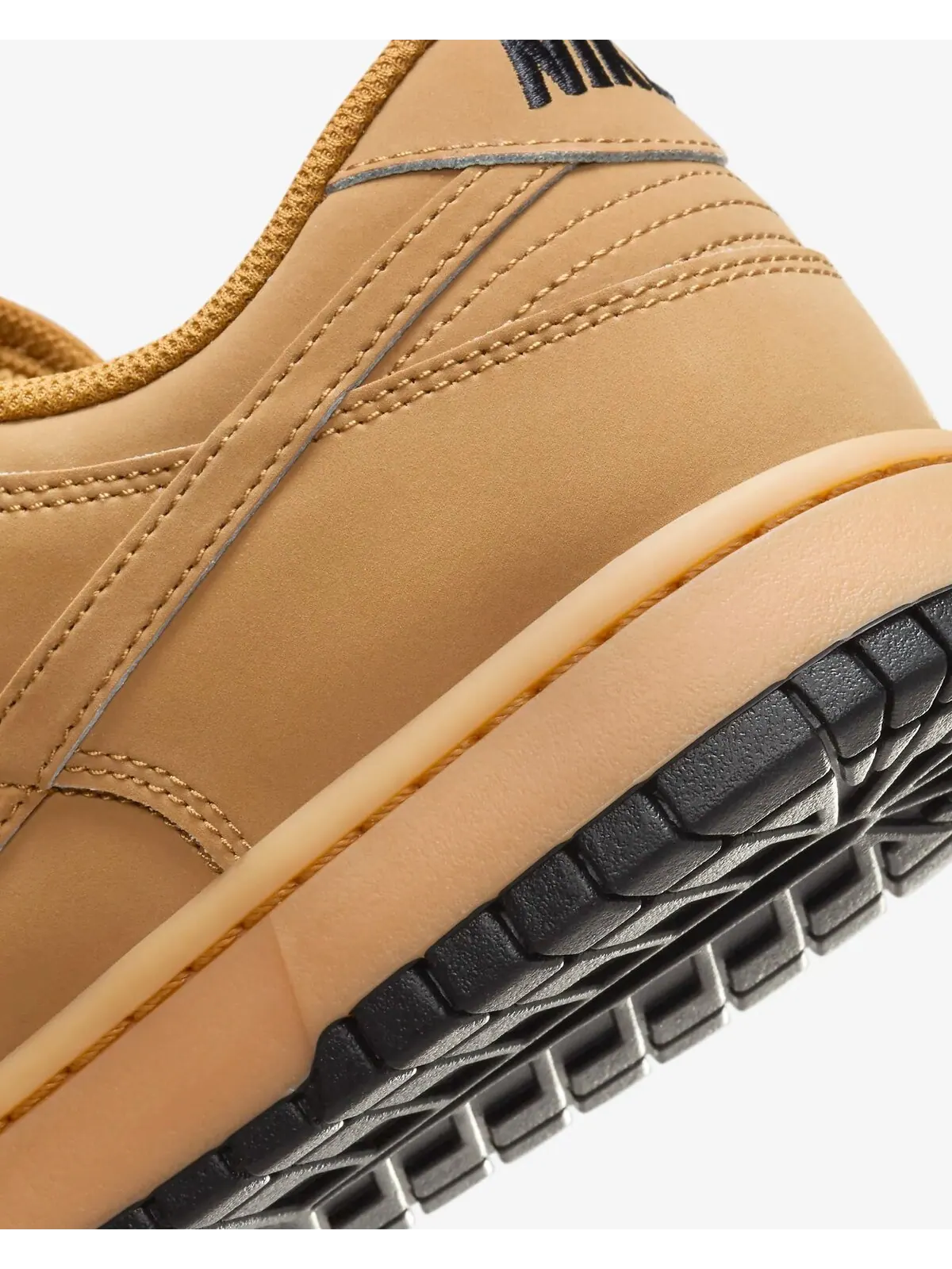 Кроссовки Nike Dunk Low Retro SE — изображение 13 из 13, коричневый