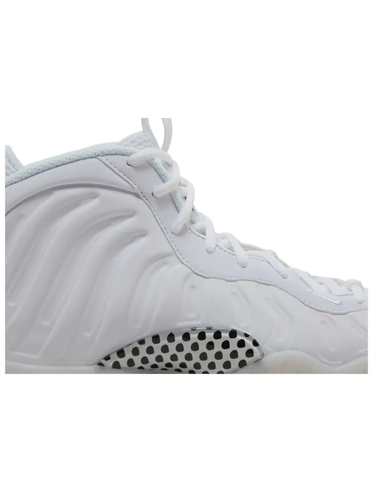 Кроссовки Nike Little Posite One GS 'Triple White' — изображение 2 из 8, белый