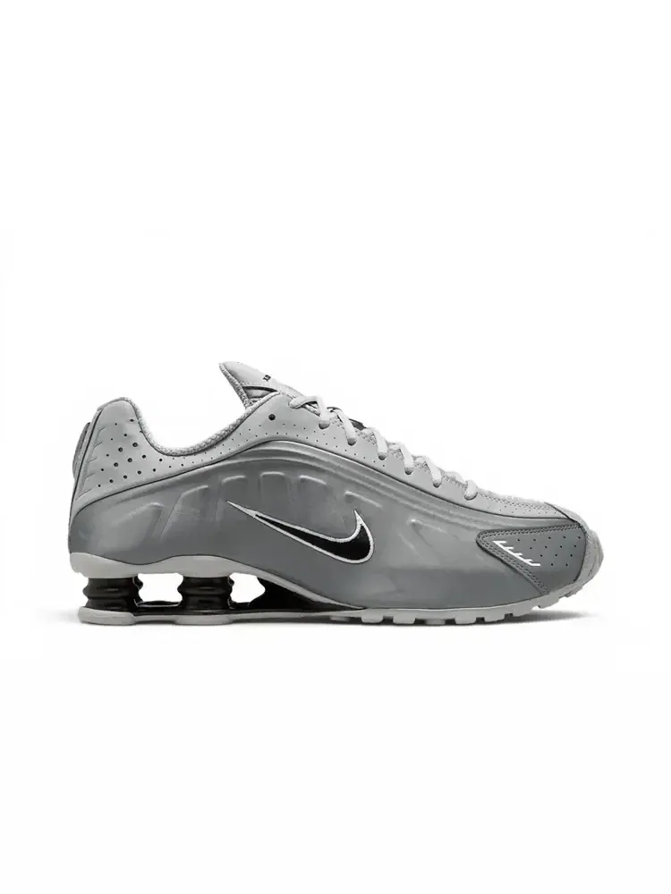 Кроссовки Nike Shox R4 — изображение 1 из 1, светлый серый