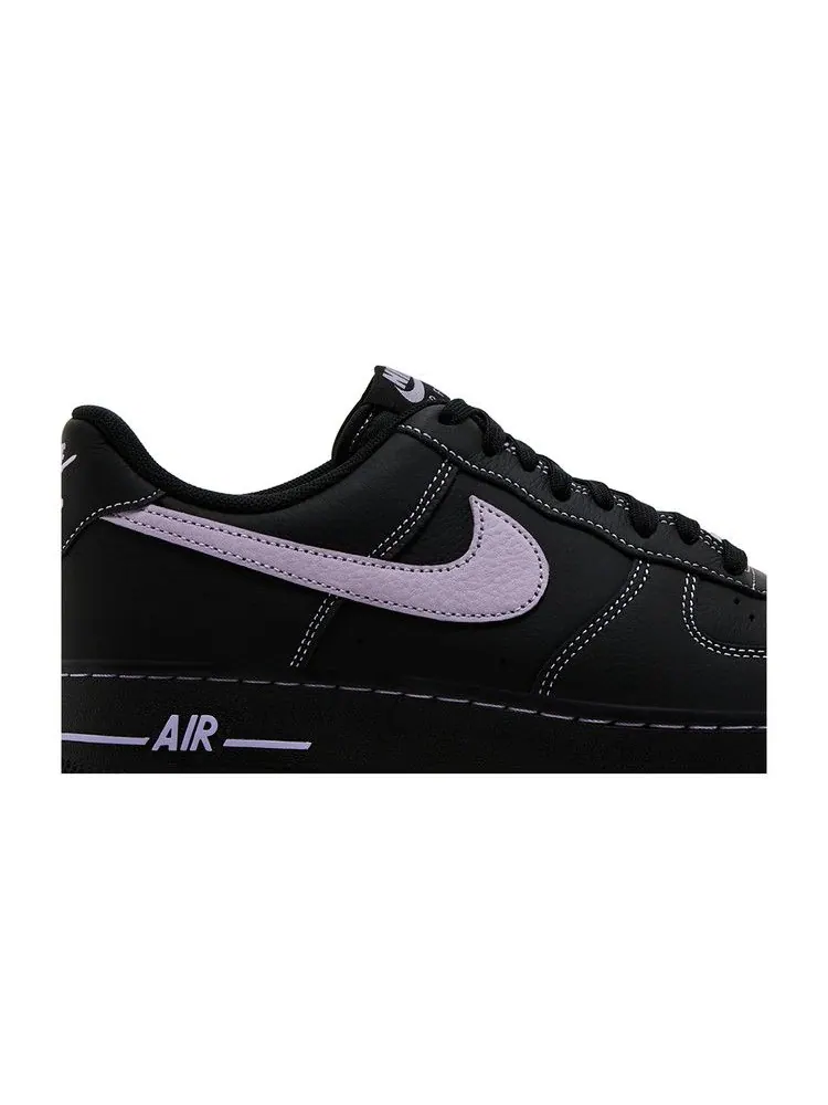 Кроссовки Nike Air Force 1 '07 LV8 'Black Hydrangeas' — изображение 3 из 9, черный