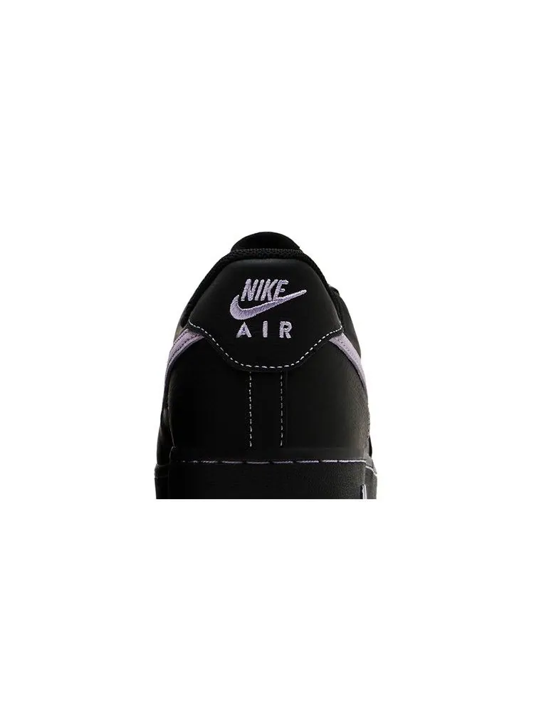 Кроссовки Nike Air Force 1 '07 LV8 'Black Hydrangeas' — изображение 8 из 9, черный