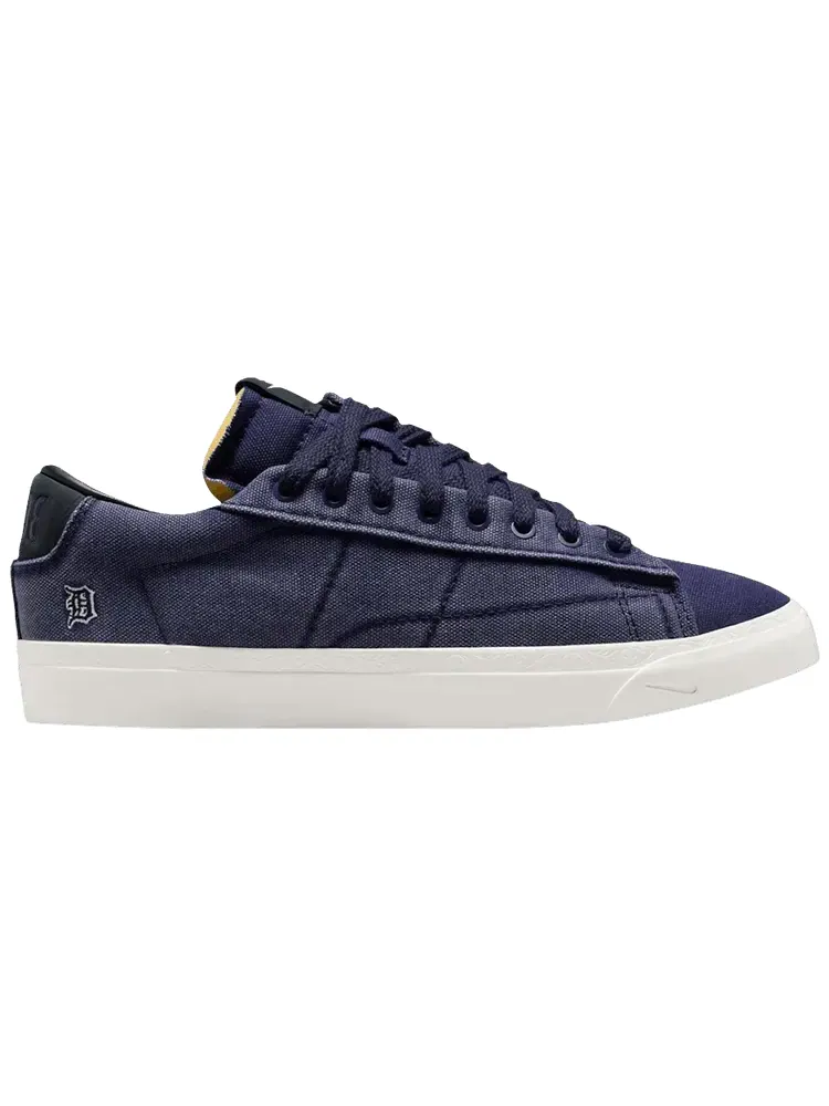 Кроссовки Devin Booker x Nike Blazer Low — изображение 1 из 1, синий