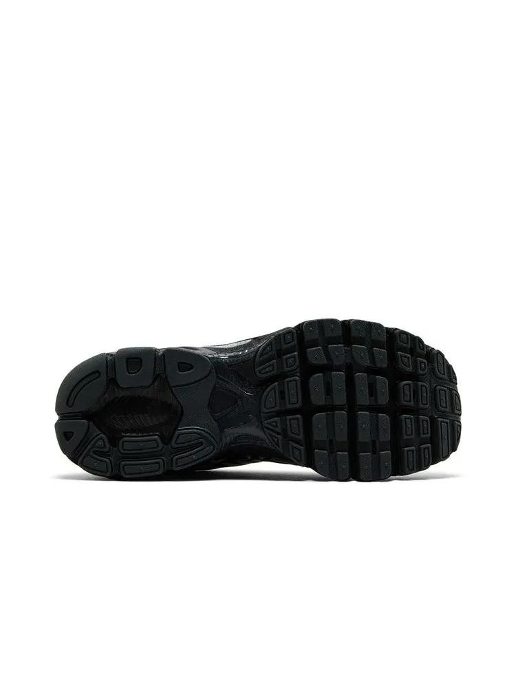 Кроссовки Nike Wmns Air Max Moto 2K 'Black Metallic Silver' — изображение 5 из 9