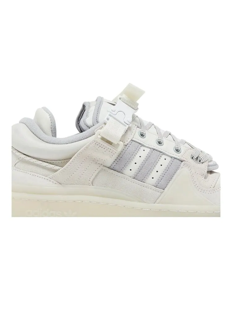 Кроссовки Adidas Bad Bunny x Forum Buckle Low — изображение 2 из 4, белый