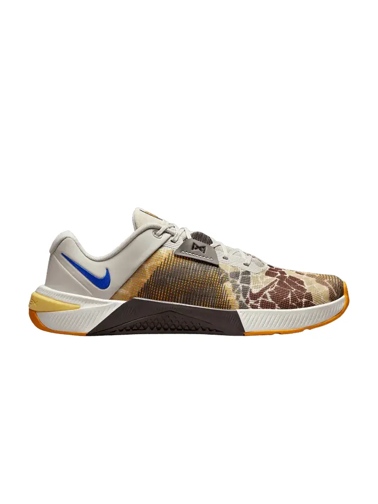Кроссовки Nike Metcon 10 AMP, Light Bone Cave Stone — изображение 1 из 1, коричневый