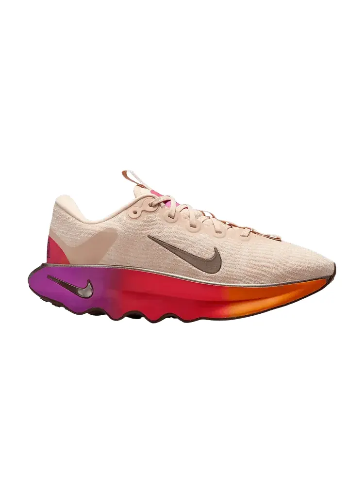 Кроссовки Nike Wmns Motiva SE — изображение 1 из 1, белый фиолетовый