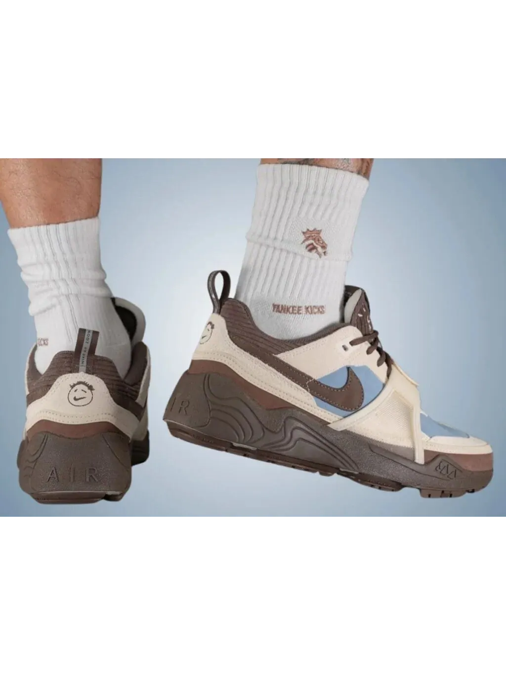 Кроссовки Nike x Travis Scott Zoom Field Jaxx «Leche Blue» — изображение 3 из 8