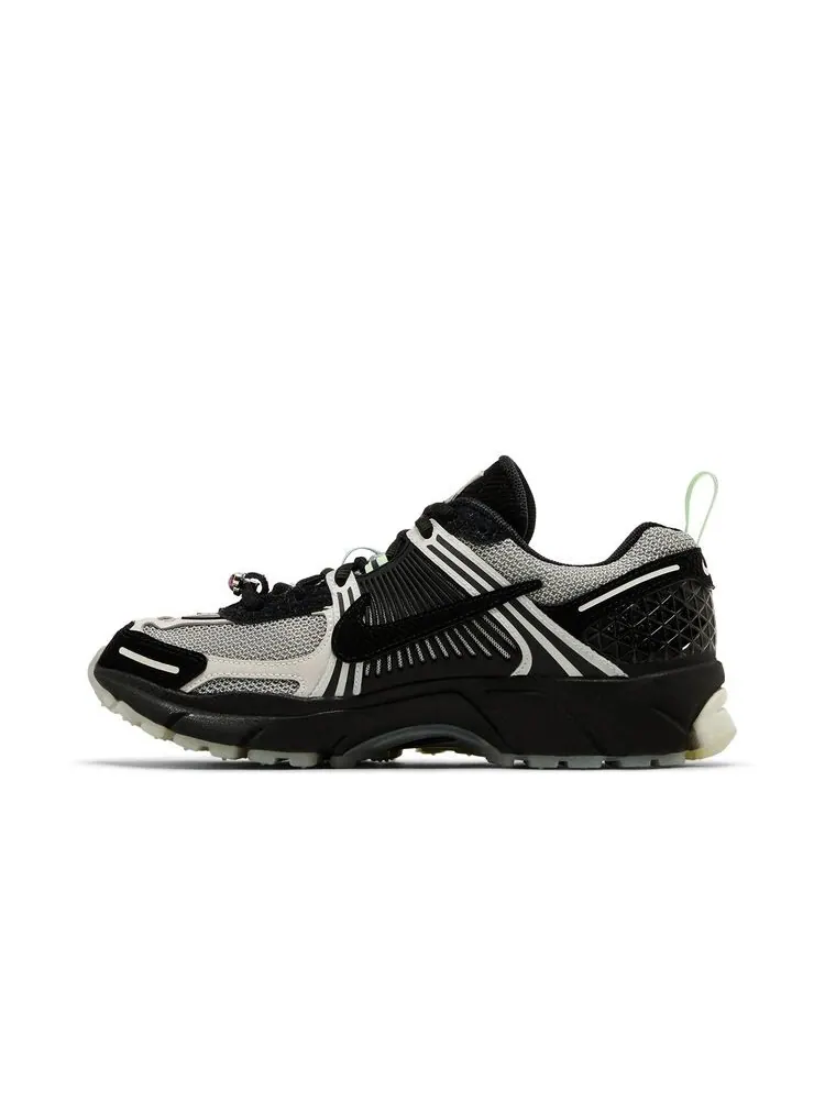 Кроссовки Nike Vomero 5 GS Halloween - Spider — изображение 3 из 6, серебристый