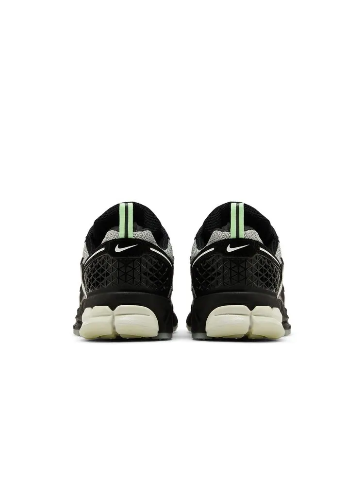 Кроссовки Nike Vomero 5 GS Halloween - Spider — изображение 6 из 6, серебристый