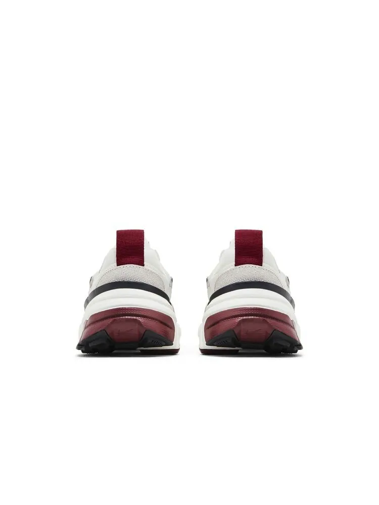 Кроссовки Nike Wmns V2K Run SE White Black Team Red — изображение 6 из 6, белый черный красный