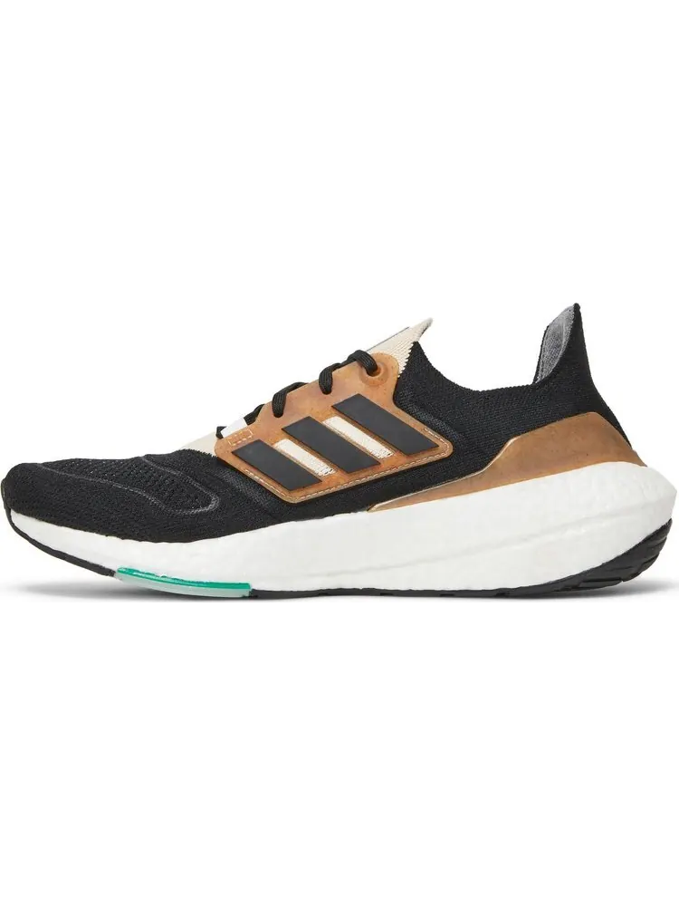 Кроссовки Adidas UltraBoost 22 Made With Nature 'Black Wonder Taupe' — изображение 3 из 8, черный