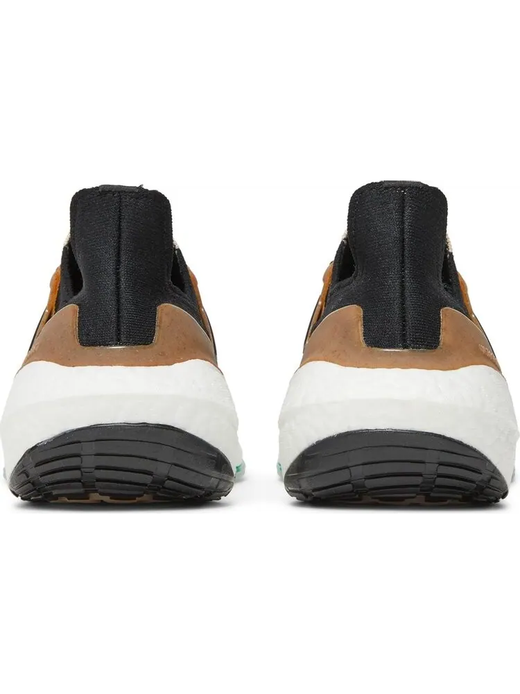 Кроссовки Adidas UltraBoost 22 Made With Nature 'Black Wonder Taupe' — изображение 6 из 8, черный