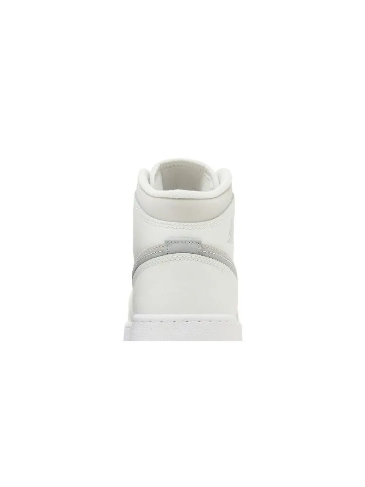Кроссовки Air Jordan Air Jordan 1 Mid SE GS 'Summit White Metallic Silver' — изображение 8 из 10