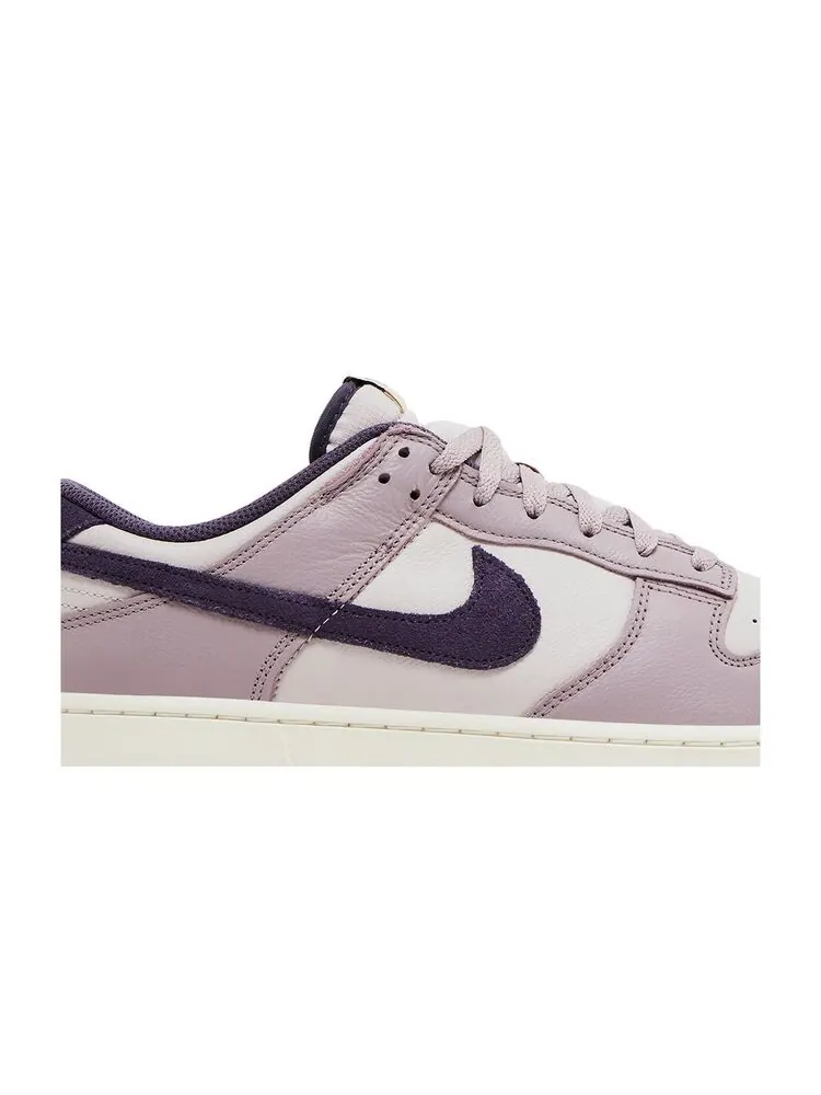 Кроссовки Nike Dunk Low SE Light Violet Ore — изображение 2 из 6, светлый фиолетовый