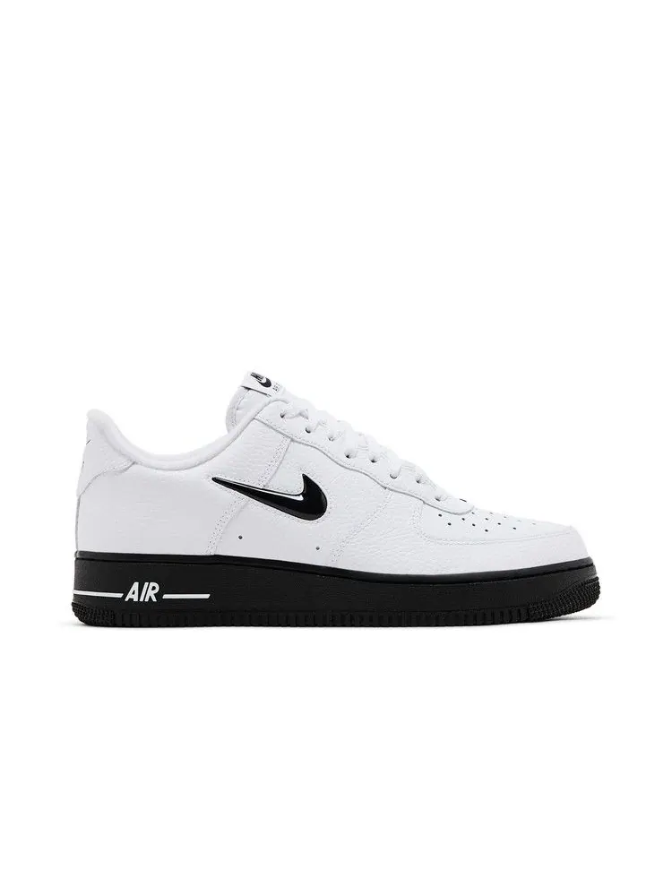 Кроссовки Nike Air Force 1, 07 — изображение 1 из 8, белый черный
