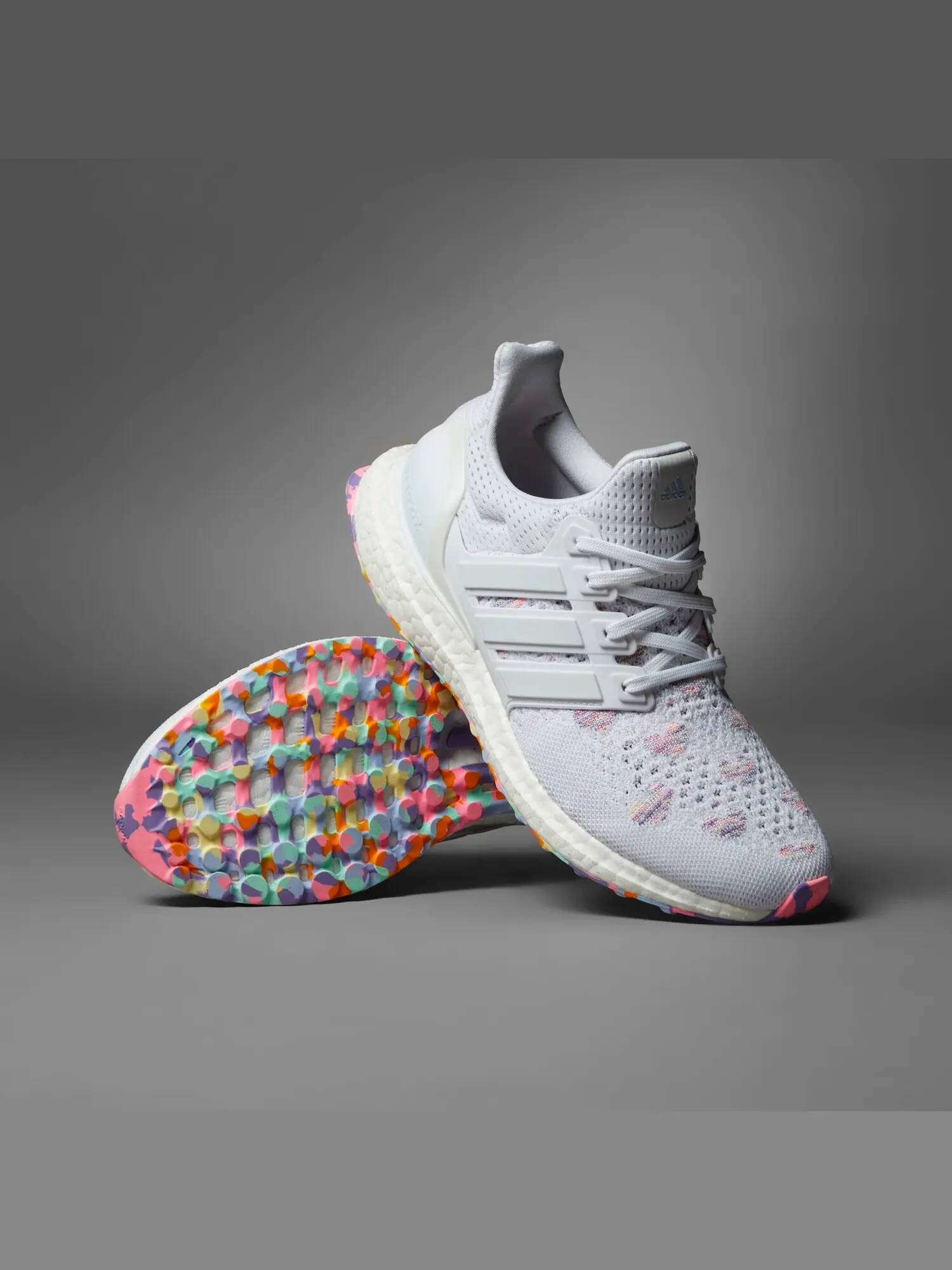 Кроссовки Adidas Valentine's Day Ultraboost 1.0 — изображение 3 из 7, белый/мультиколор