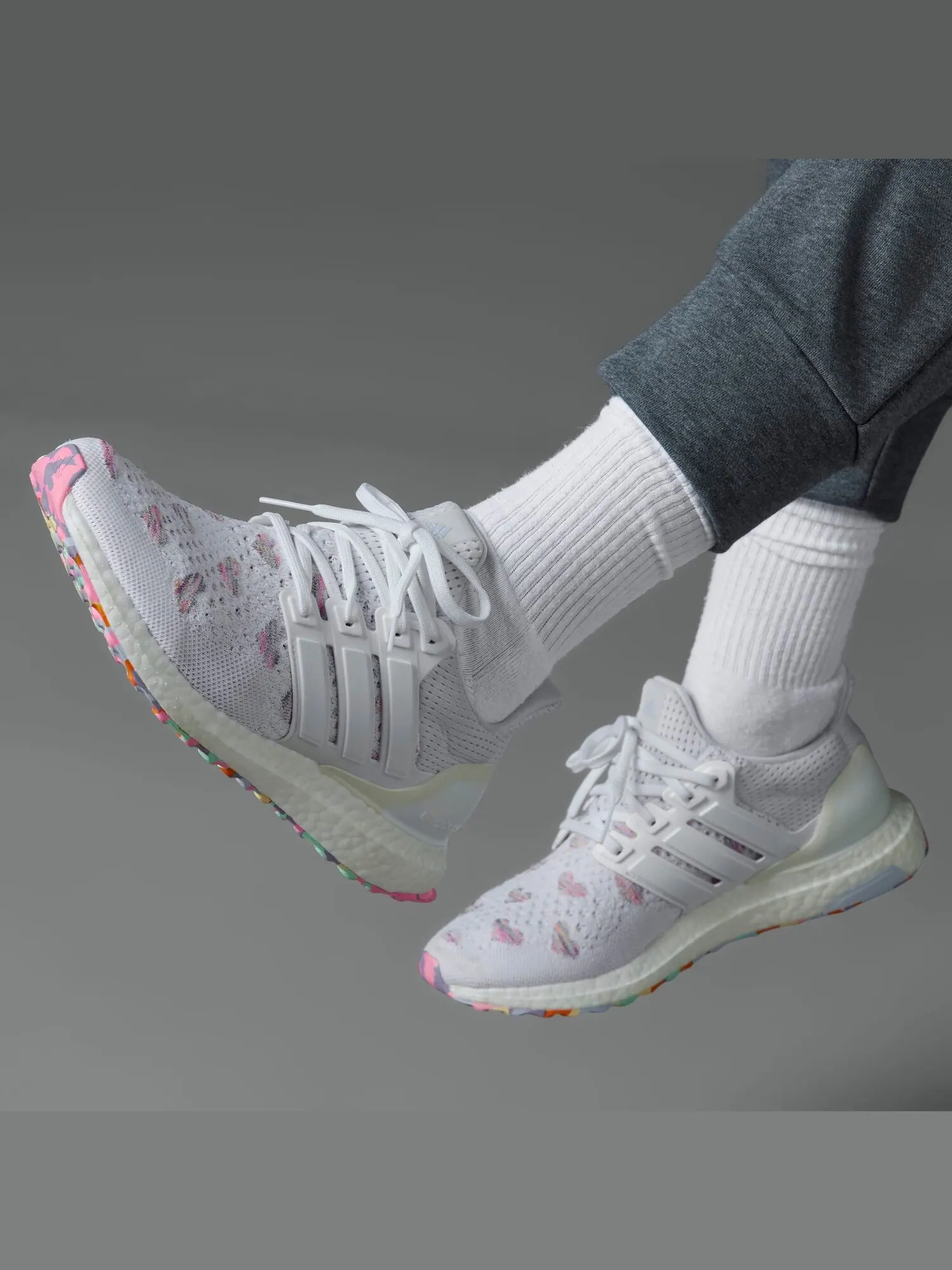 Кроссовки Adidas Valentine's Day Ultraboost 1.0 — изображение 6 из 7, белый/мультиколор