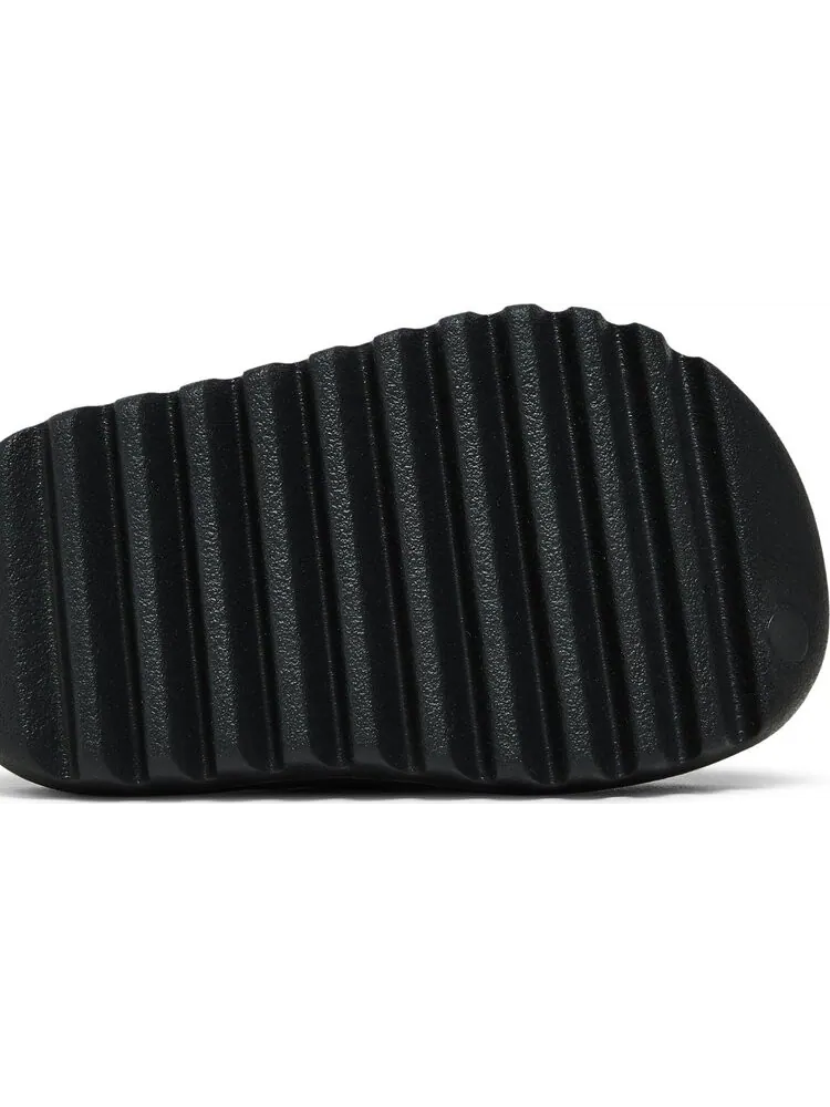 Сандалии Adidas Yeezy Slides Kids 'Onyx' — изображение 5 из 8, черный