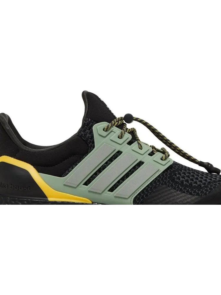 Кроссовки UltraBoost 1.0 'Black Silver Green' — изображение 2 из 4, черный