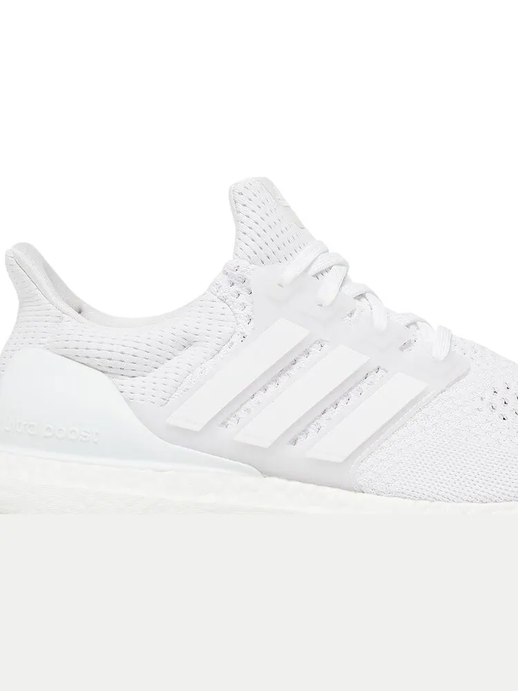 Кроссовки Adidas UltraBoost 1.0 — изображение 2 из 8, белый