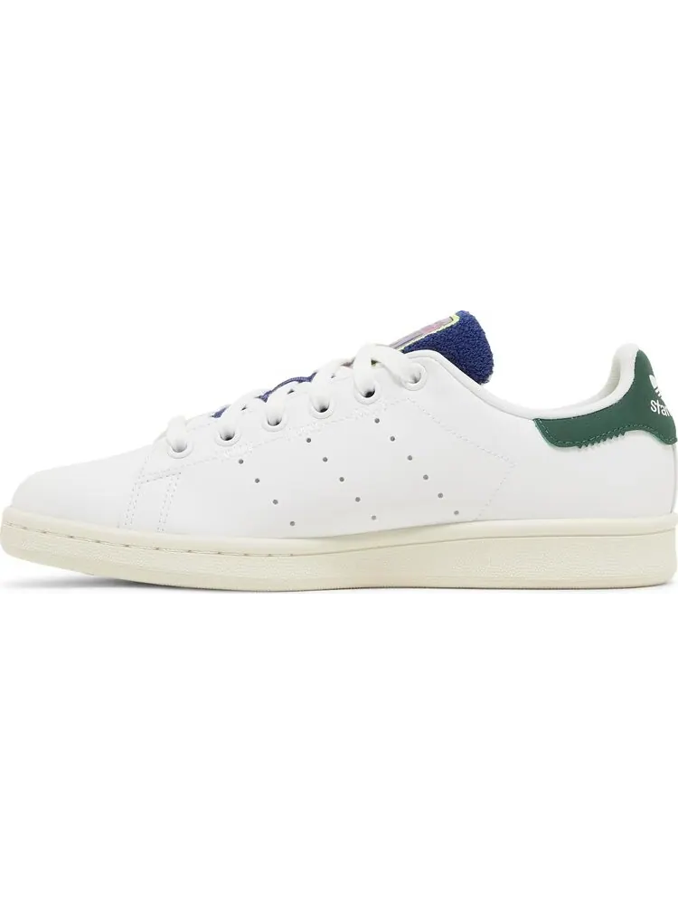 Кроссовки Wmns Stan Smith 'Chenille Tongue' — изображение 3 из 4, белый