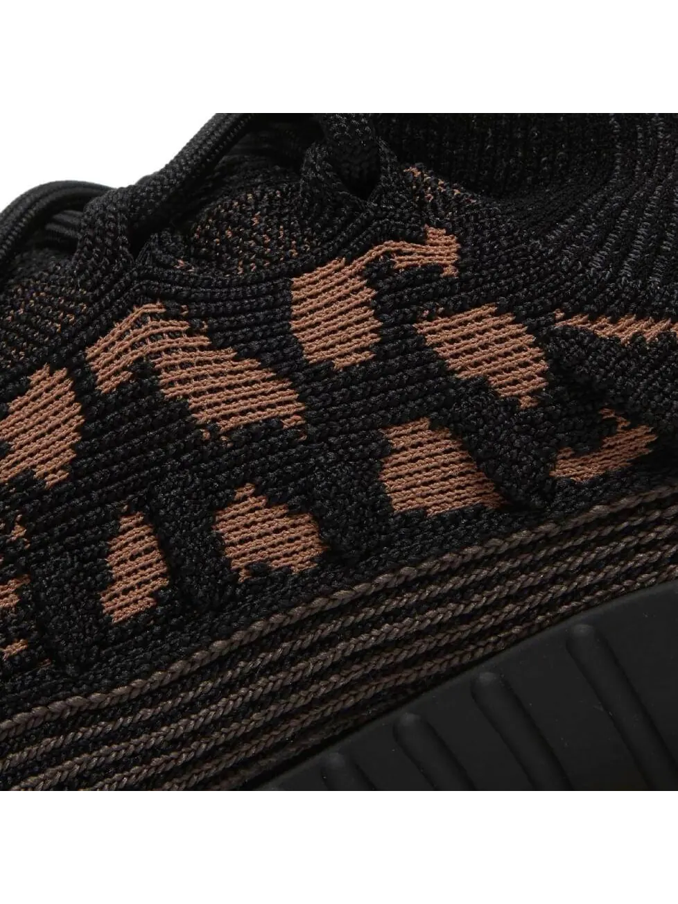 Кроссовки Yeezy Boost 350 V2 CMPCT Slate Carbon — изображение 8 из 10, черный