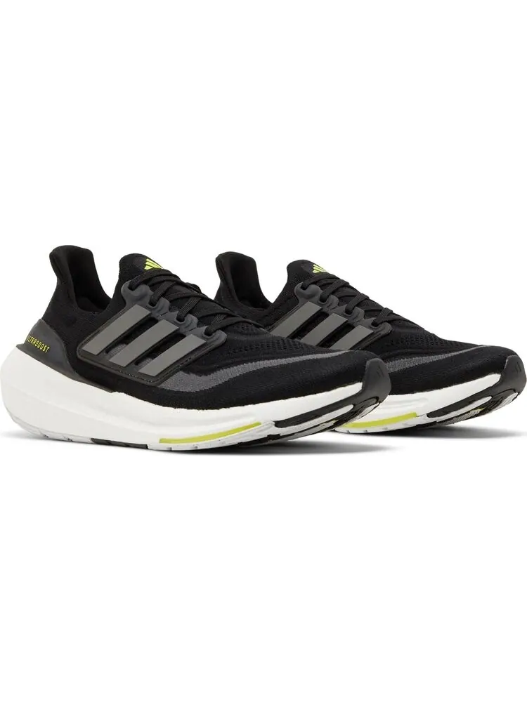 Кроссовки Adidas UltraBoost Light — изображение 8 из 8, черный