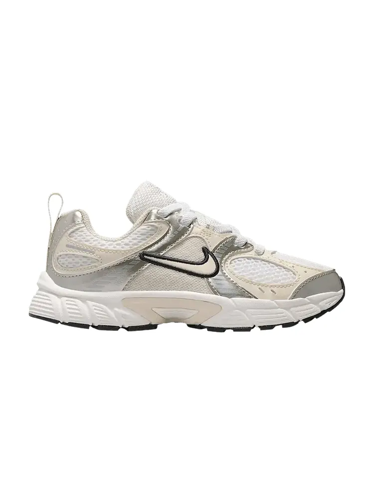 Кроссовки Nike V5 RNR PS — изображение 1 из 1, белый светлый